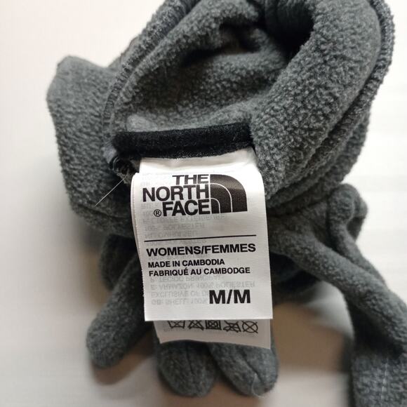 The North Face Women Soft Fleece Insulated Winter Gloves - Picture 5 of 6